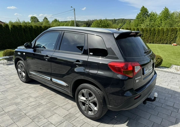 Suzuki Vitara cena 68900 przebieg: 162000, rok produkcji 2015 z Radom małe 137